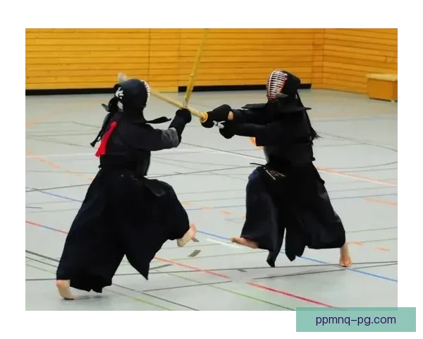 击剑初学者必备技巧与技术详解